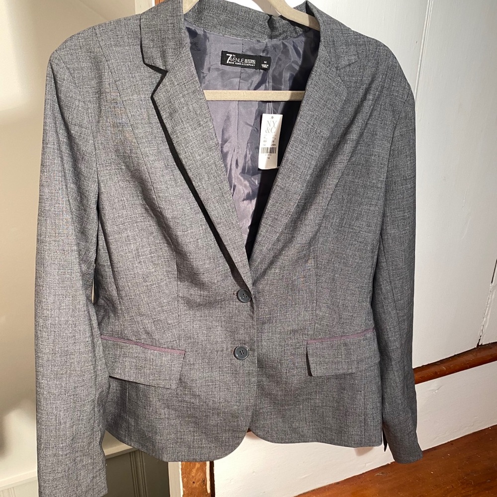 Medium Gray blazer. NWT. NY&Co. lined